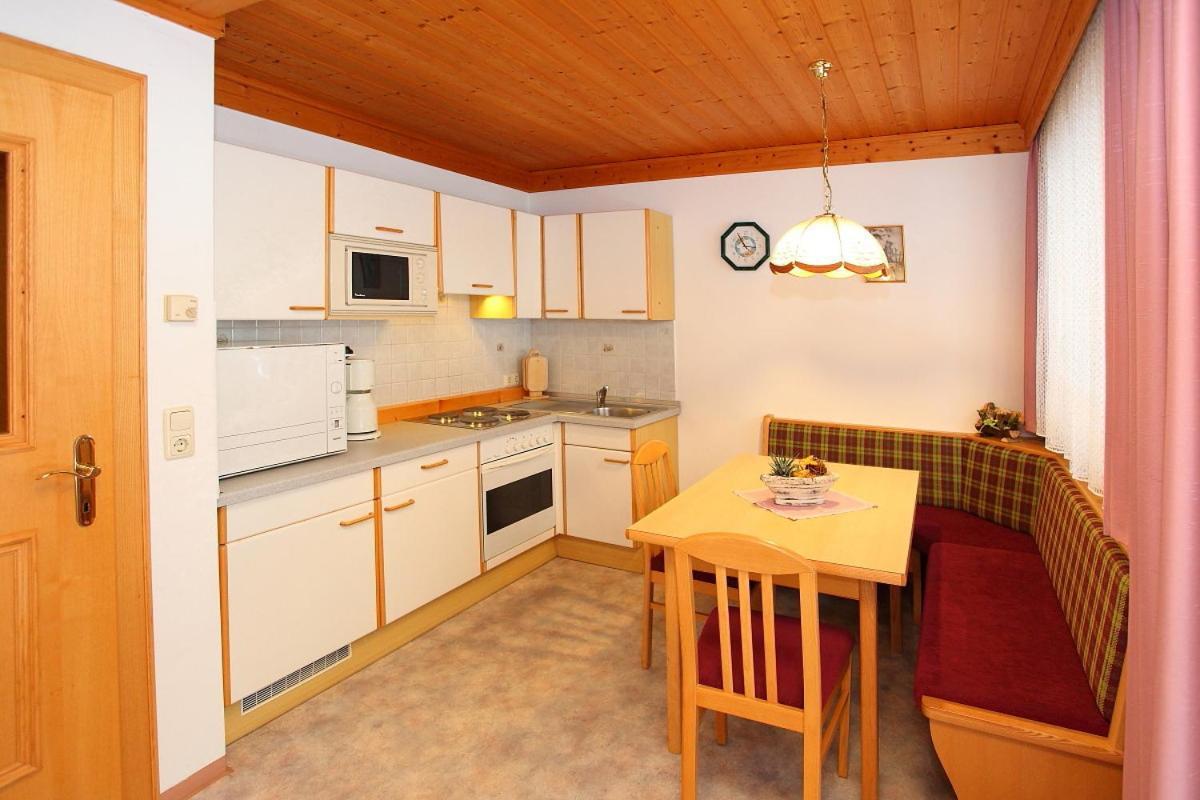 Ferienwohnung/Apartment Erna Prommegger กรอสซาร์ล ภายนอก รูปภาพ